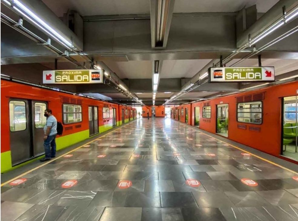 Estas son las estaciones del Metro y Metrobús cerradas durante desfile